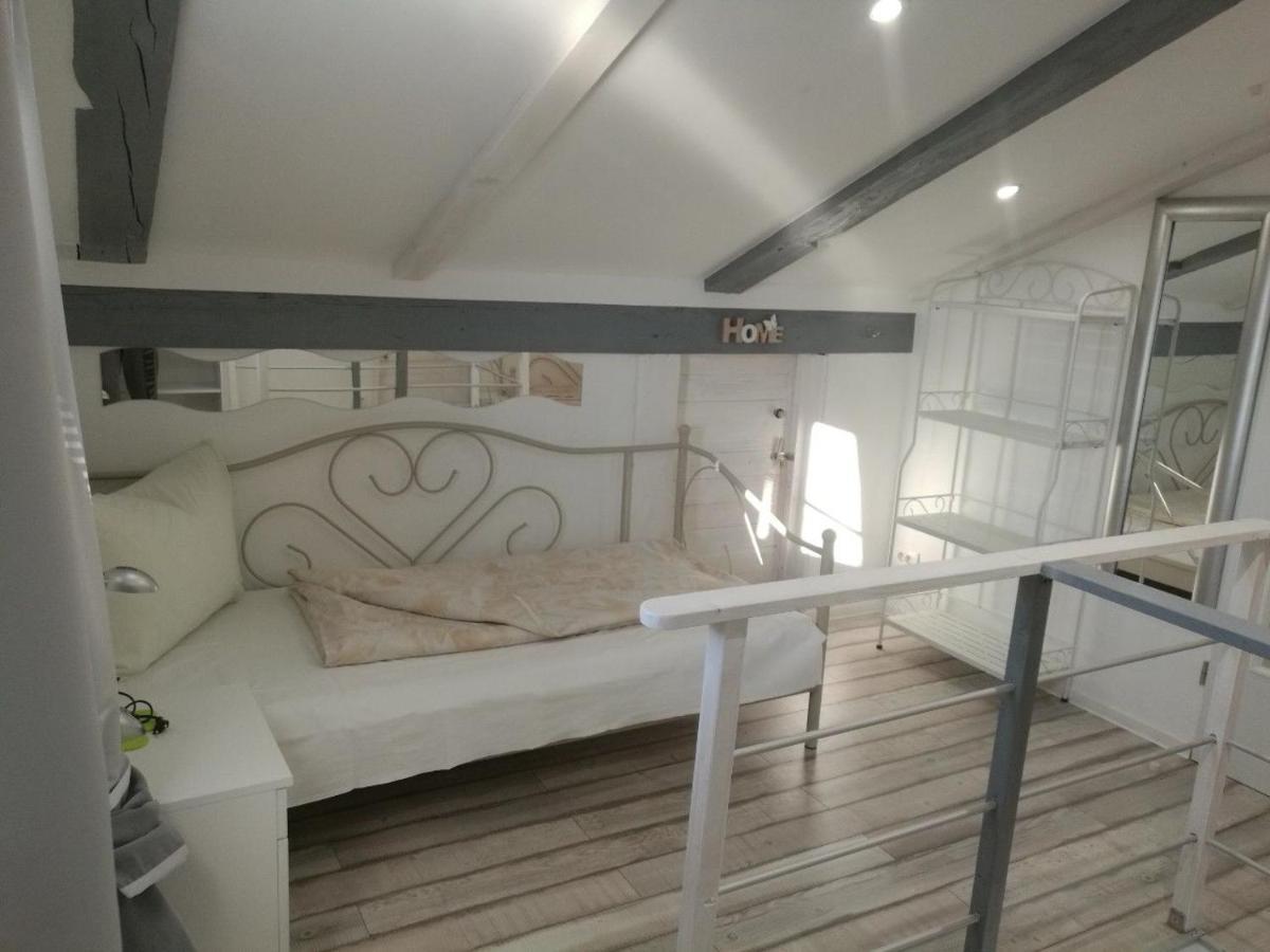Apartments Lavarin Novi Vinodolski Εξωτερικό φωτογραφία