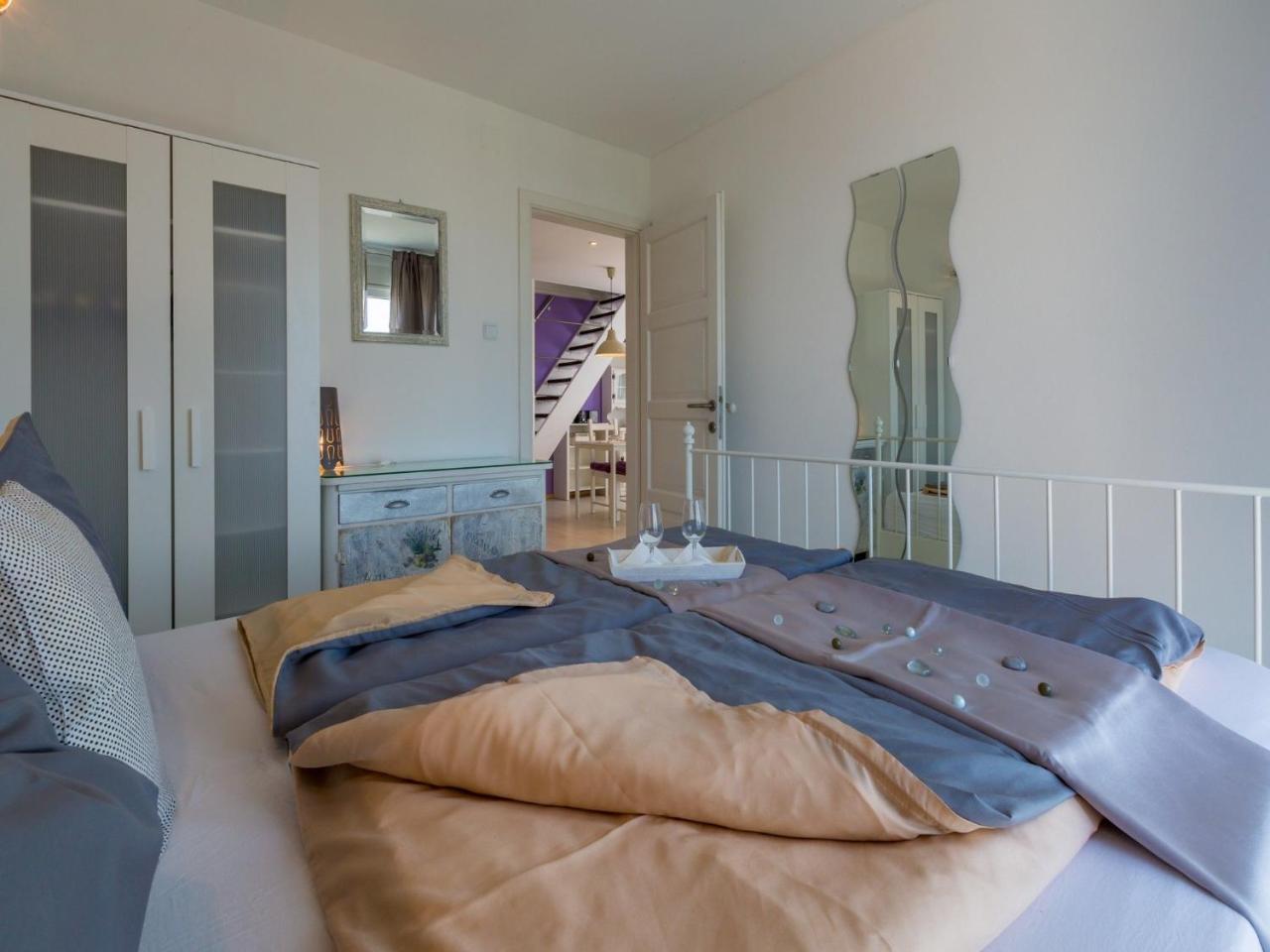 Apartments Lavarin Novi Vinodolski Εξωτερικό φωτογραφία
