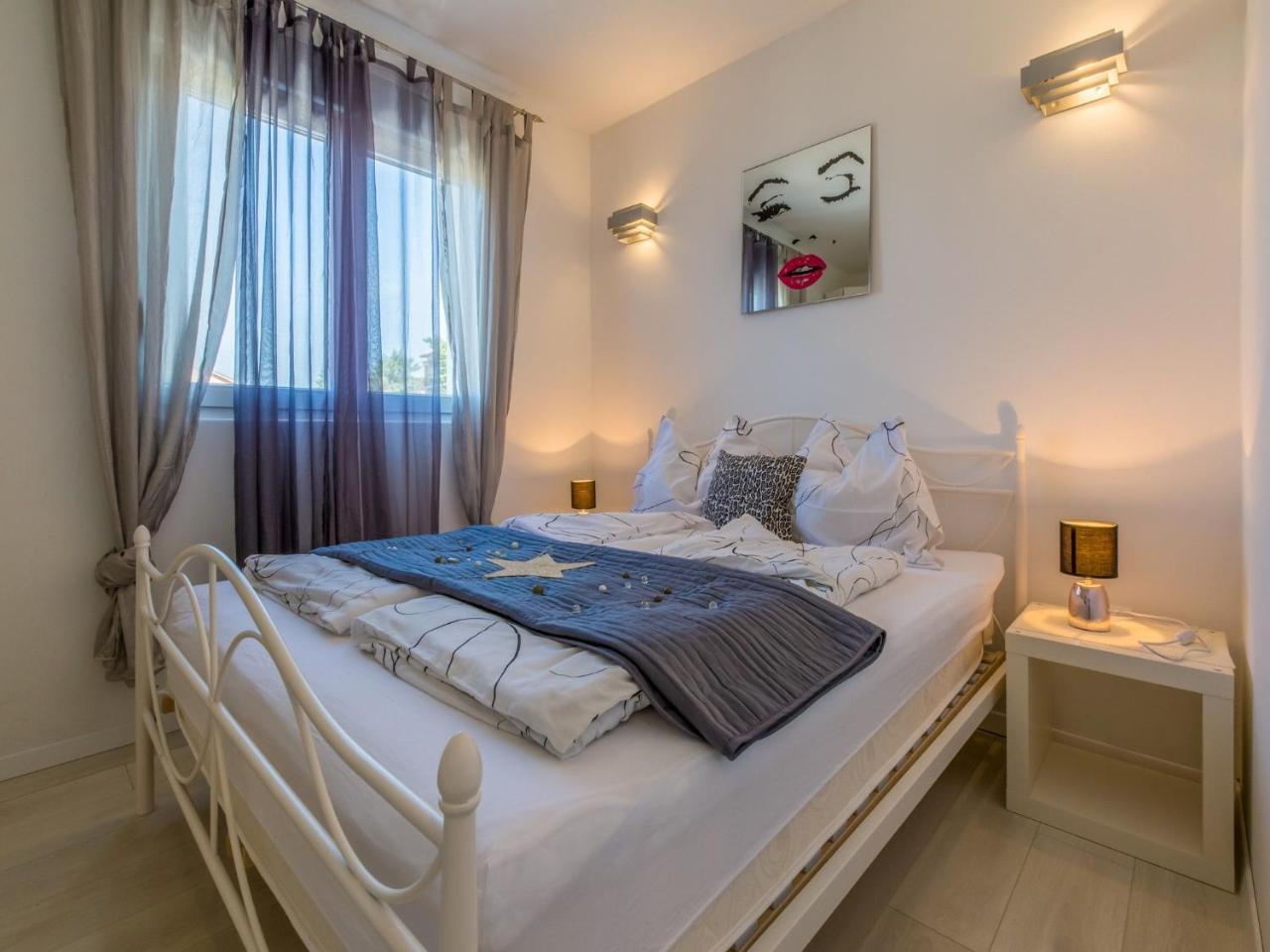 Apartments Lavarin Novi Vinodolski Εξωτερικό φωτογραφία